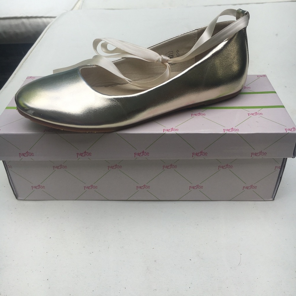 Pazito ballet dress shoes with anckle tie